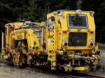 Plasser & Theurer Universal- Stopf- und Richtmaschine 08- 75/4 (97 43 43 514 10 -1) der Erfurter Gleisbau GmbH, 99092 Erfurt abgestellt im Bahnhof Stiege am 25.