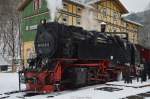 99 7245-6 beim Wasserfassen in Eisfelder Talm�hle am 04.01.2016.