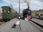 Ein Sonderzug mit Lok 20, anl�sslich der Einweihung der Stationsschilder des Bahnhofs Hettstedt-Kupferkammerh�tte, befindet sich am 12.04.2013 in Hettstedt-Kupferkammerh�tte.