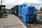 Am 22.08.2010 steht Lok 35 mit ihrem Personenzug im Haltepunkt Hettstedt-Kupferkammerh�tte.