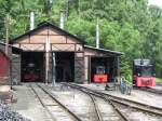 Der Lokschuppen J�hstadt mit 99 715,199 007-6 und 199 009-2 am 14.Juli.2013