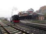 99 1781-6 stellte den Sonderzug f�r 99 608 am 13.Okt.13 in Putbus bereit