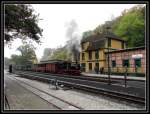 99 608 am 13.Okt.2013 im Bahnhof G�hren mit ihrem Sonderzug