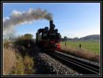 99 608 mit P 102 hinter Serams am 14.Okt.2013.