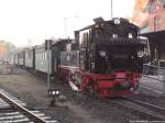 99 608 mti dem P101 (Sonderzugwagen) im Bahnhof Putbsu am 14.10.13