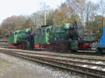 Mh 52(links)und ihre Schwesterlok Mh 53,am 31.Oktober 2013,in Putbus.