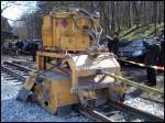 Gleisstopfmaschine in G�hren am 06.04.2012