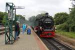99 1782-4 (Rasender Roland) zu sehen am 14.07.14 bei der Einfahrt in Binz.