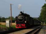 99 1784-0 f�hrt mit P 110 am 02.08.2014 durch den Kreuzungsbahnhof Posewald.
