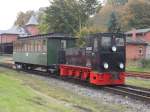 Köf6003 auf dem Streckengleis nach Lauterbach Mole,am 12.Oktober 2014,in Putbus.