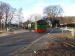 Nachdem ich mich,am 18.Januar 2015,eine halbe Stunde auf dem Putbuser Bahnhof aufgehalten hatte,schaffte ich es sogar noch am Bahn�bergang in Binz die Mh52 (99 4632) einzuholen und zu fotografieren.