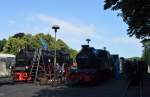 99 1781-6, 99 4801-9 und der DR Aussichtswagen im BW Putbus am 07.08.2015