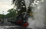 99 1781-6 steht abfahrbereit mit P 102 am 08.08.2015 in Göhren