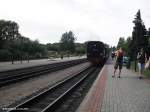 99 4011-5 f�hrt am 11.07.2015 in den Bahnhof Binz LB ein.