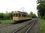 Eine alte Stra�enbahn in Darmstadt am Waldfriedhof am 08.Sept.2013