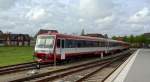 Ein Doppelmotor Triebwagen der Baureihe 629 steht in Niebüll im neg-Bahnhof abgestellt.