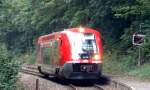 BR641 f�hrt in den Haltepunkt Obstfelderschmiede, der an der Bahnstrecke Rottenbach-Katzh�tte liegt,  ein.
