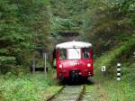 172 140-6 und der dahinter nicht sichtbare 172 141-4 bei der Ausfahrt aus dem Reinhardsbergtunnel und der Einfahrt in den Hp.Reinhardsbrunn am 21.09.2014