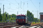 VT98 der Pfalzbahn bei der Einfahrt in Darmstadt-Kranichstein am 07.05.2016