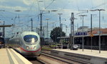 Eine ICE3 f�hrt durch Ingolstadt durch.
Aufgenommen im Juli 2016.