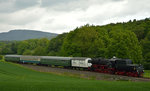 52 4867 (HEF) rollt hinter Schneidhain Bergab nach Kelkheim am 15.05.2016