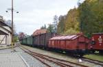 Auf Gleis 2 von Rittersgr�n standen am 23.10.2015 v.n.h.