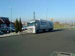 SZM Mercedes-Benz Actros mit Khlkofferauflieger der Spedition Sven Kleinwchter GmbH Mnsingen auf dem Weg zum Autohof in Grnstadt am 10.12.2013