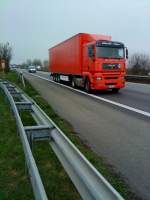 SZM MAN TGX 18.440 mit Kofferauflieger der Spedition Bchele-Trans gesehen auf der A 61 Hhe Rasthof Dannstadt am 18.03.2014