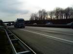 SZM Mercedes-Benz Actros 1845 mit Chemietank-Auflieger gesehen auf der A 61 Hhe Rasthof Dannstadt am 18.02.2014