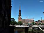 st.katharinenkirche in hamburg,aufgenommen von der speicherstadt,27.05.16