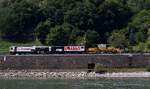 STRABAG SSP 110 SW 99 80 9425 092-0 und das  Herzstück  08-475 Unimat 4S  99 80 9124 004-9 dieseln hier gemütlich am Rhein entlang gen Koblenz.