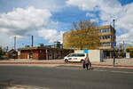 Emden Hauptbahnhof am 01.05.2022, von der Straßenseite.