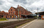 Der Bahnhof Hamburg-Harburg am 16.06.2015  Der Bahnhof Hamburg-Harburg ist ein Fernverkehrsbahnhof in der Hansestadt Hamburg.