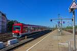 Eine Doppeltraktion aus 474 002 und 474 052 verlsst am 05.08.2020 den Tiefbahnhof Hamburg-Altona.