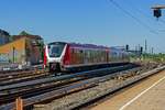 490 100 und 490 011 erreichen am 05.08.2020 als S31 von Harburg kommend den Zielbahnhof Hamburg-Altona.