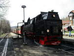 99 7247 nahm,am 24.April 2023,vom Brocken kommend,im Bahnhof Drei Annen Hohne Wasser.