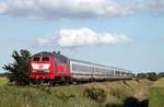 RP 218 402 vor IC 2374 Hamburg-Altona - Westerland am Bü Triangel 22.06.2019