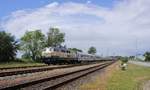 RP 218 490-1 mit dem IC 2375 nach Karlsruhe aufgenommen in Husum-Nord am 07.06.2020