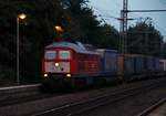 DB 232 201-4 dieselt hier mit dem EZ/GD 4742x durch Schleswig.