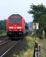 DB 245 006 schiebt ihren Married-Pair Park Richtung Husum....Bü Bongsiel 