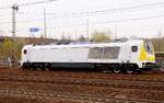 Voith Maxima 30CC/ 263 005-1(L06-30005, Bj 2010, 2750 kW, 120 km/h bis 126 t)zuletzt bei Infra Leuna eingesetzt dieselt hier mit hohem Tempo durch Hamburg-Harburg.