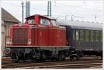 Die V 100 1200 (ex DB 211 200-1) der DGEG ist mit unserem Sonderzug am 28.04.2013 in Darmstadt-Kranichstein abgestellt.
