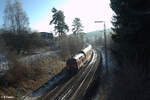218 411 zieht den RE2 RE4854 München - Hof durch Röslau.