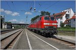 Zwei DB 218 erreichen mit ihrem EC von München nach Zürich Lindau HBF.