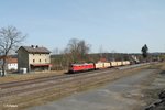 232 201-4 durchfährt Pechbrunn mit dem 51723 Nürnberg - Leipzig Engelsdorf Frankenwald Umleiter.