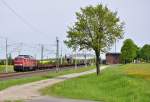 232 601 bespannte am 11.05.2014 den EK 53224 (Ros.Seehafen-Neubrandenburg).Hier in Plaaz.