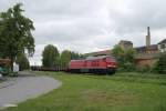 233 452-2 mit dem 45367 Nrnberg - Cheb bei der Einfahrt in Wiesau/Oberpfalz.