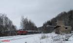 233 662-6 fährt in Arzberg mit dem 45368 Cheb - Nürnberg ein.