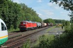 233 127-0 zieht mit dem 51723 NNR - LLE Frankenwald Umleiter durch Reuth bei Erbendorf.