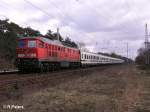 234 144-4 zieht bei Berlin-Friedrichshagen ein BWE EC44 Berlin.